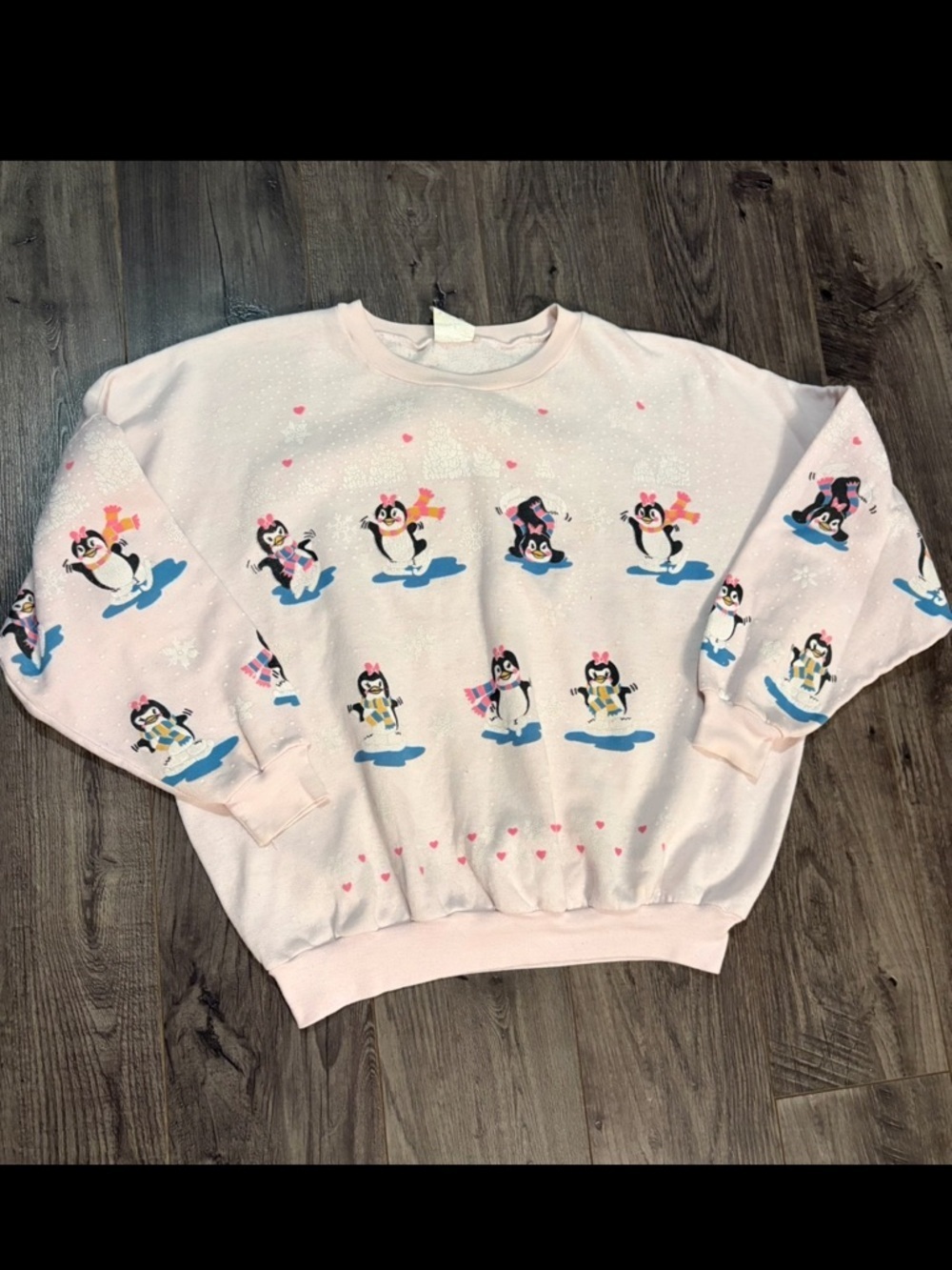Vintage sweater Penguins playing in snow kitschy cute